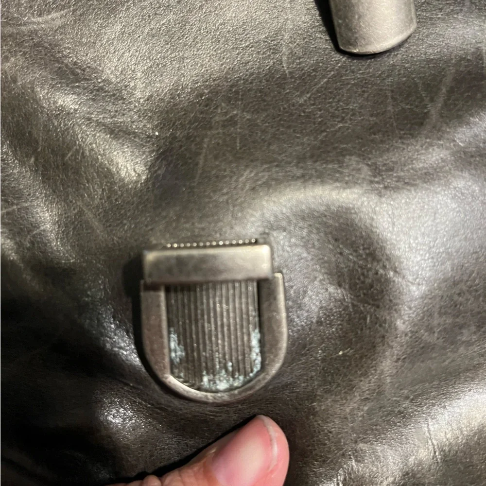 Fossil Brand large leather messenger bag